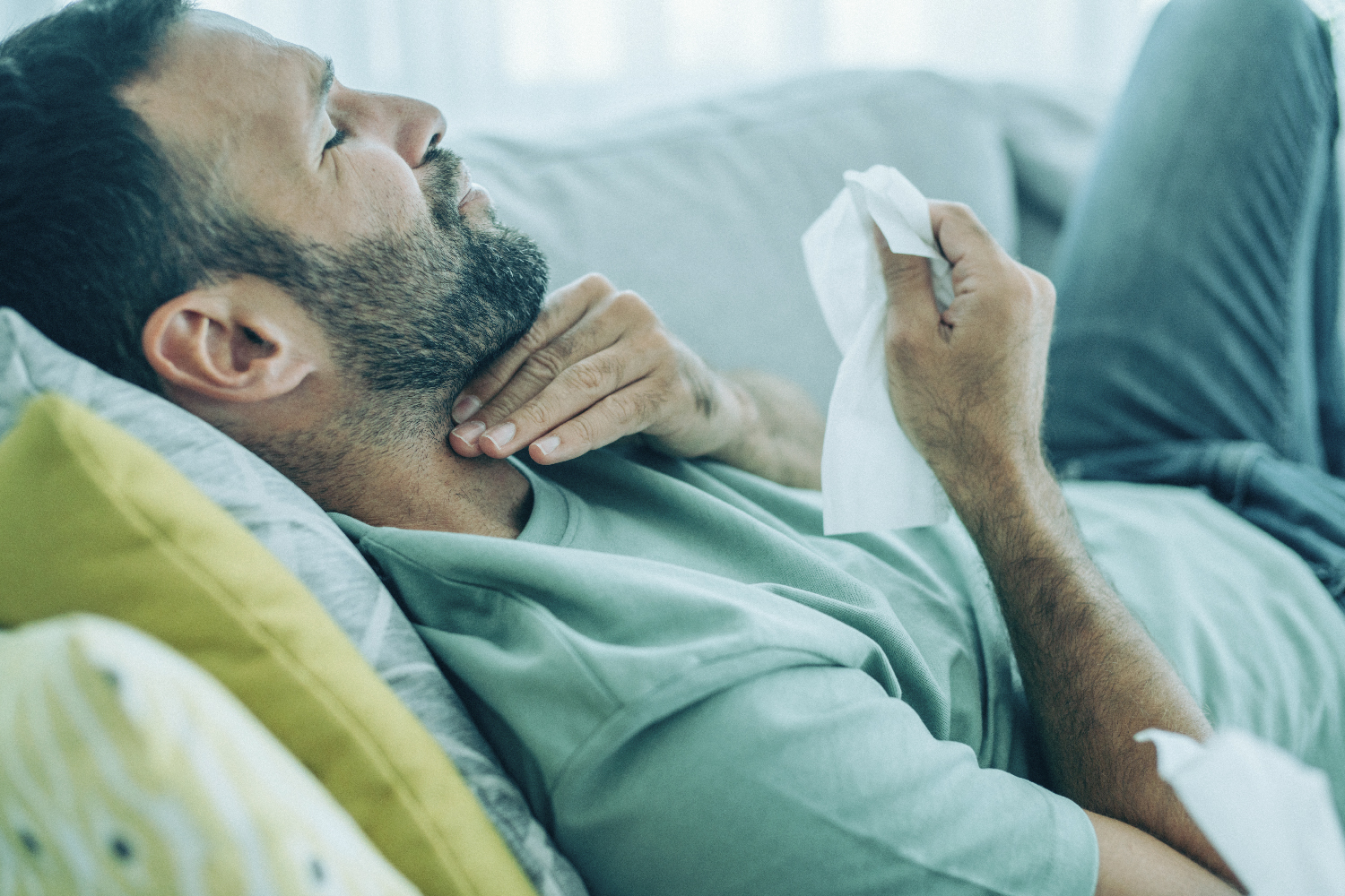 Se ve a una persona con problemas de salud. ¿Tendrá seguro de salud?