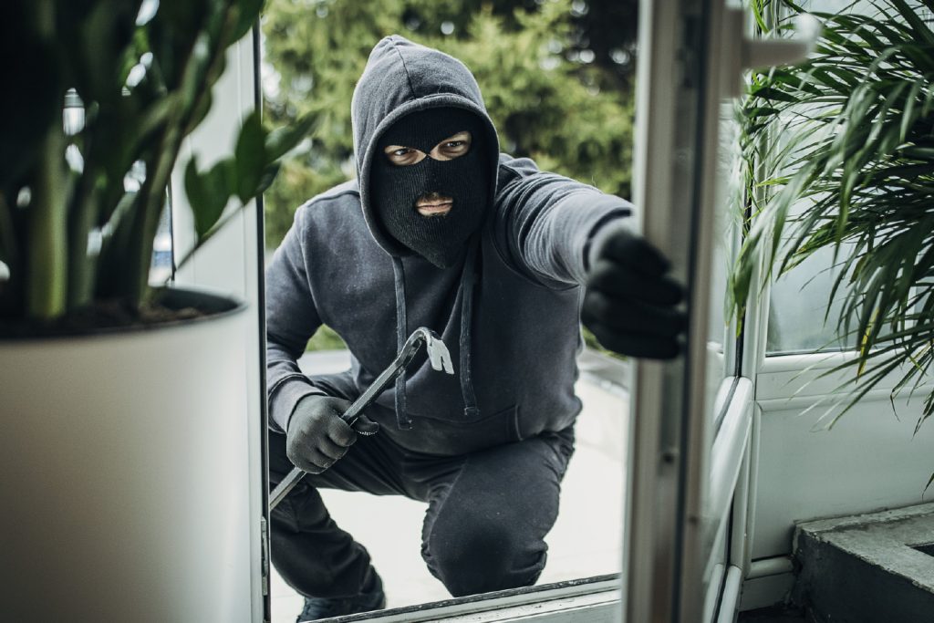 Te fuiste a la sierra… y alguien se mudó a tu casa
