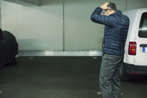 Fuiste al estadio en carro y volviste caminando