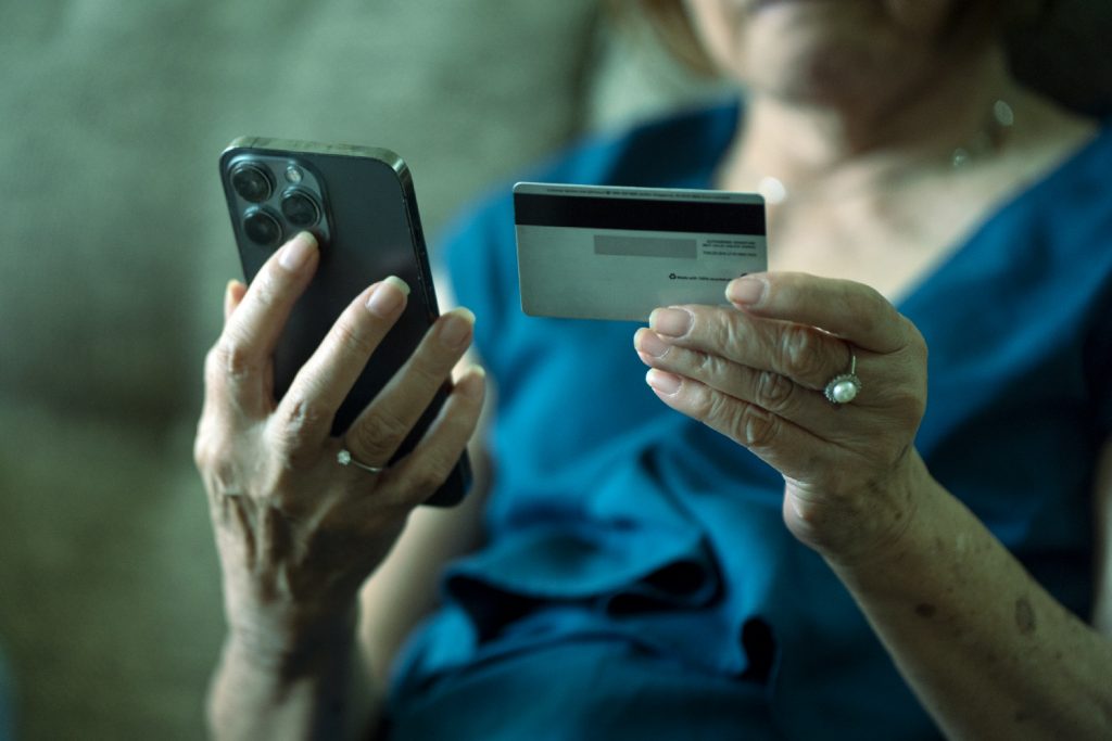 Un mensaje, un clic y tu cuenta puede quedar vacía